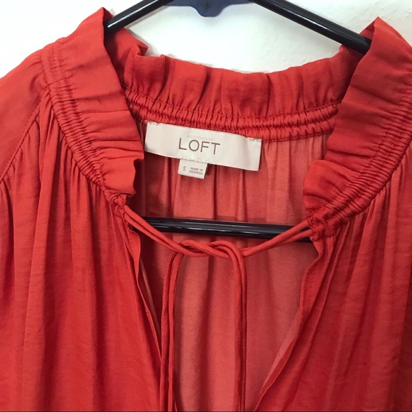 Loft Sleeveless Ruched Ruffled Coral V-Neck Small - Picture 3 of 4